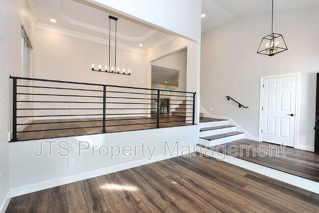 Building Photo - 2696 Prestwick Dr