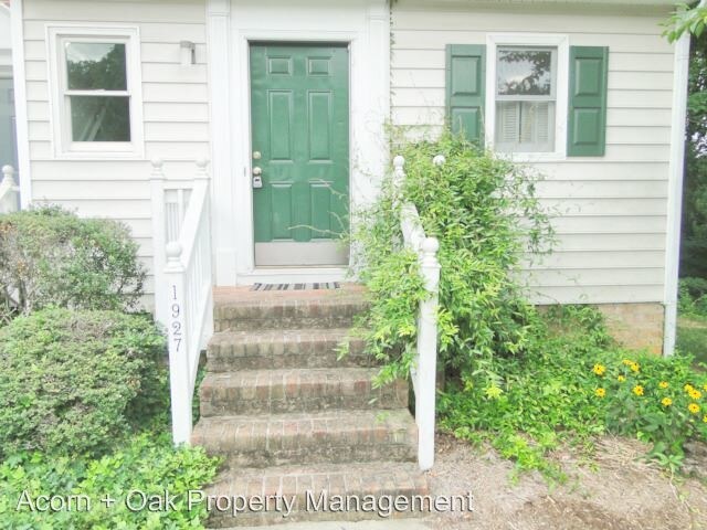 Building Photo - 3 br, 2.5 bath House - 1927 Gorman Street