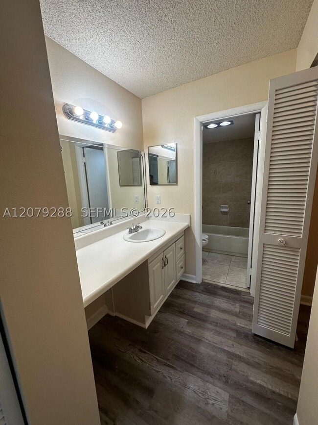 Building Photo - 6300 S Falls Cir Dr