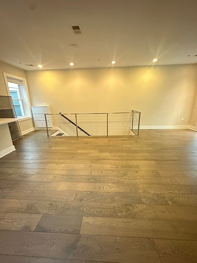 Building Photo - Modern 2 Bedroom, 2 Bathroom Penthouse with Parking in Historic LeDroit Park