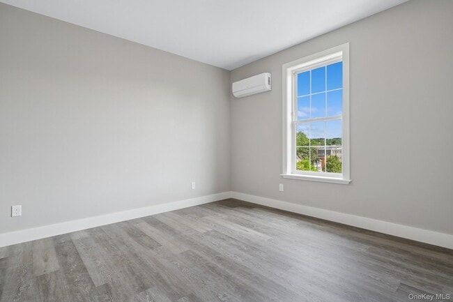 Building Photo - 153 Greenwich Ave