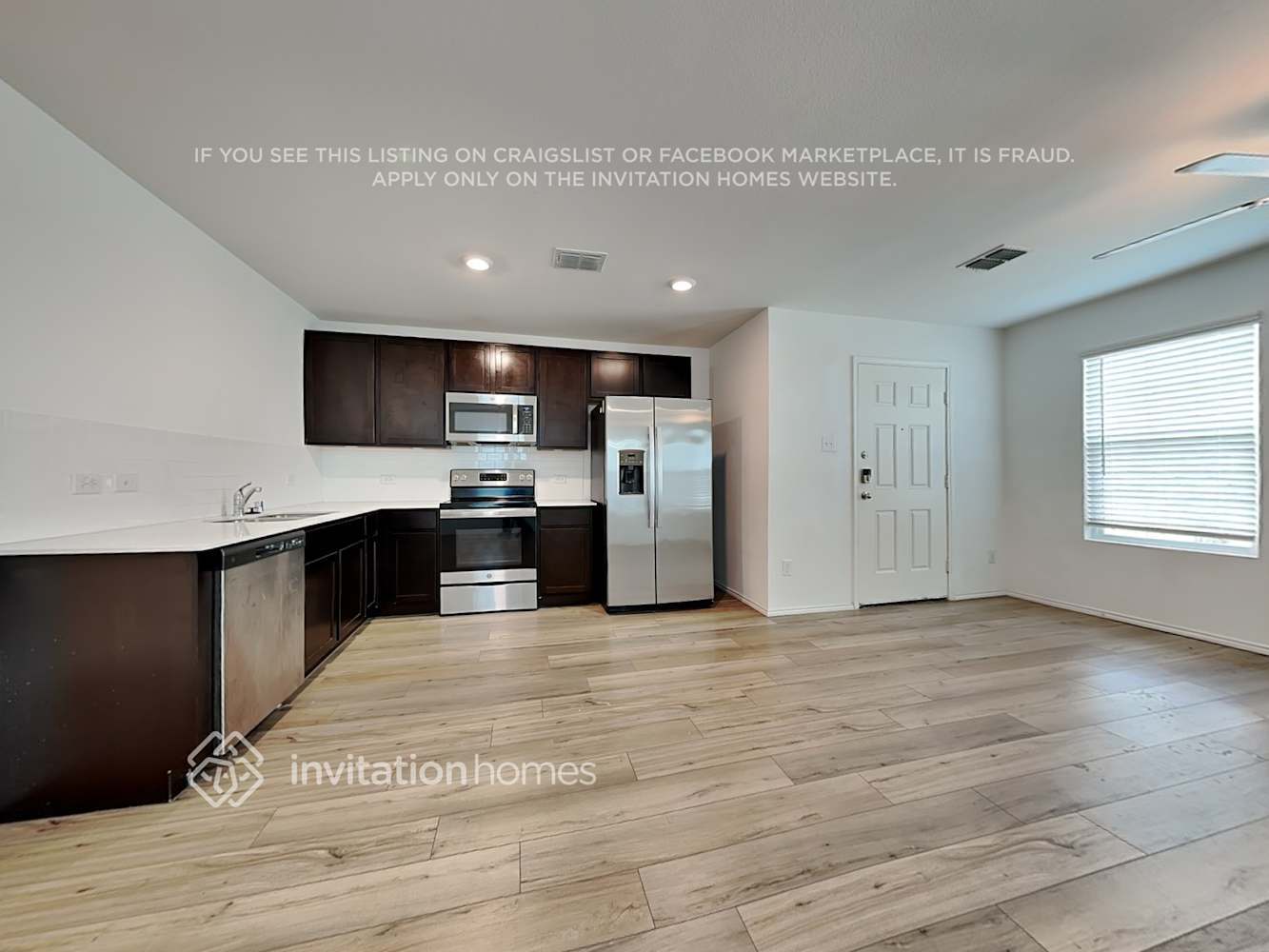 Building Photo - 218 Br Vlg Wy