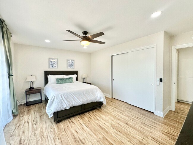 Building Photo - Breathtaking Custom Country Two-Story Home, Fully Remodeled & Beautifully Appointed on Private 20...