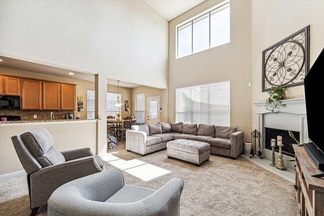Building Photo - 831 Glen Abbey Dr