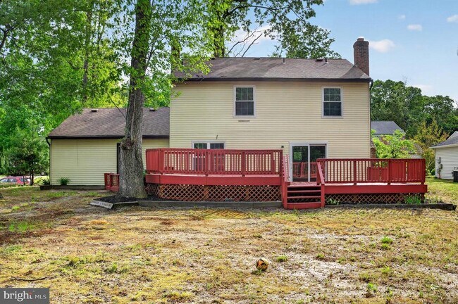 Building Photo - 1884 Forest Dr