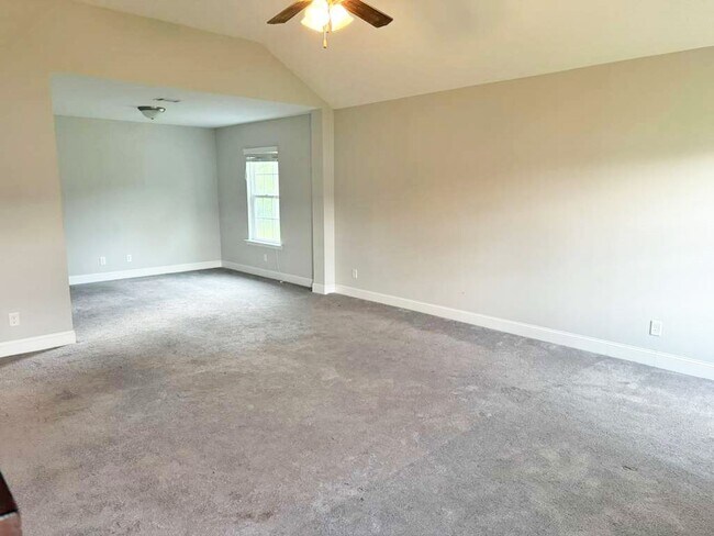 Building Photo - 94 Mount Vernon Ter