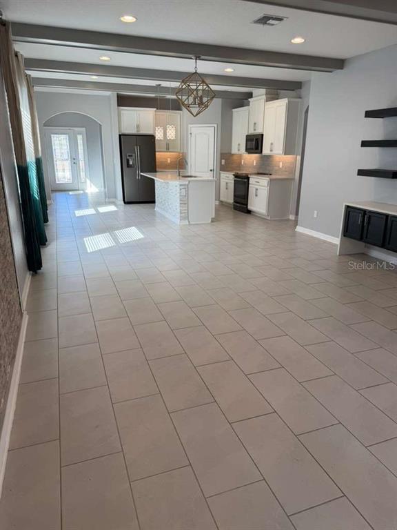 Building Photo - 1301 Clear Brook Pl