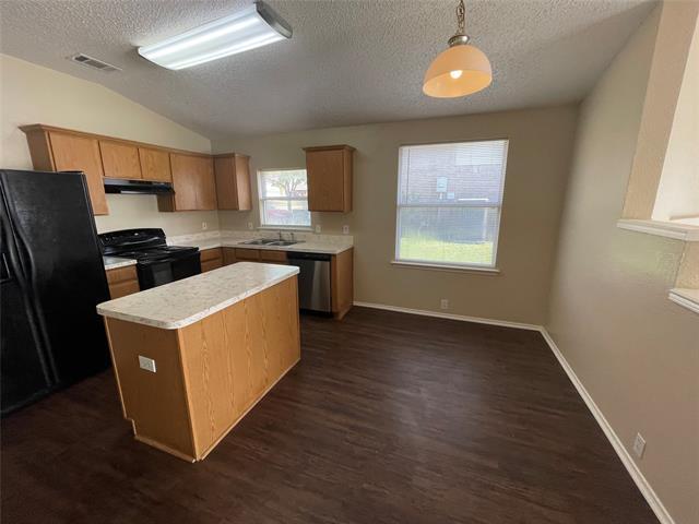 Building Photo - 1611 Columbia Dr