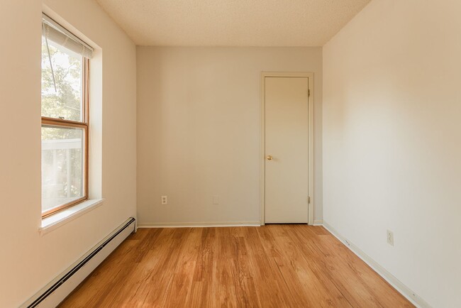 Building Photo - 1631 19th St