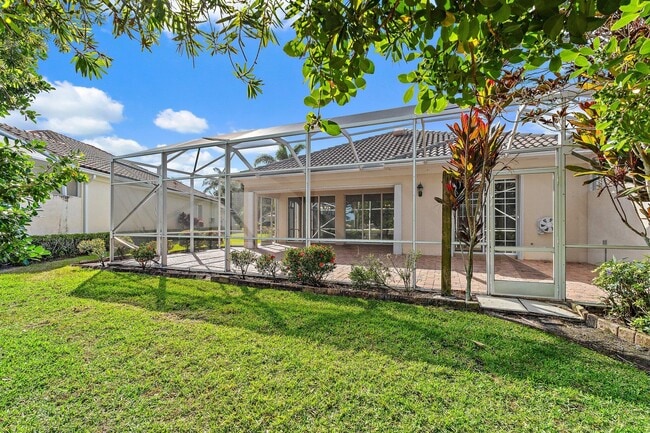 Building Photo - 8120 SE Paurotis Ln