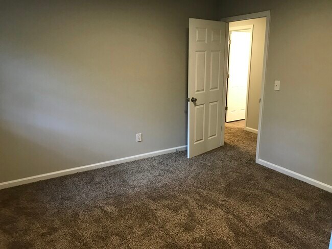 Building Photo - 3064 Happy Trail