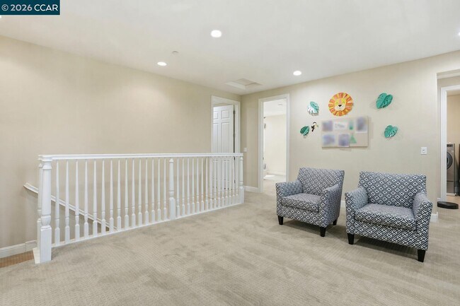 Building Photo - 5043 Ivy Leaf Springs Rd