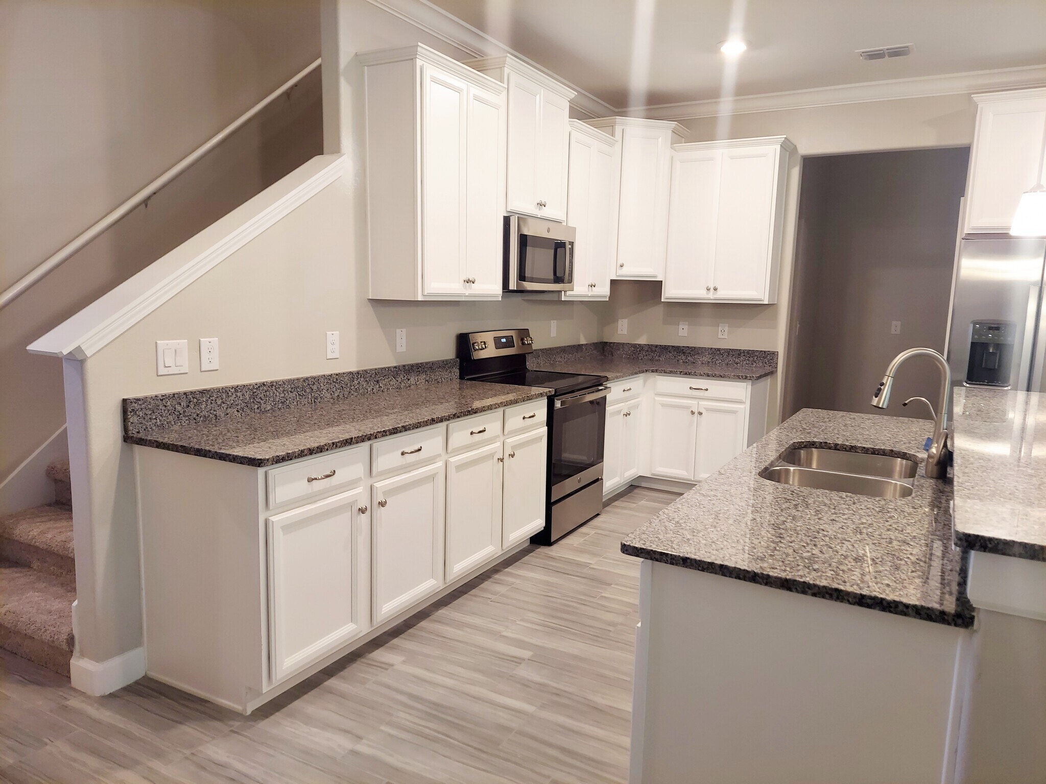 Building Photo - 17472 Radiant Shine Way