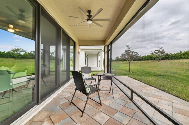 Building Photo - 12447 SW Blue Mangrove Pkwy