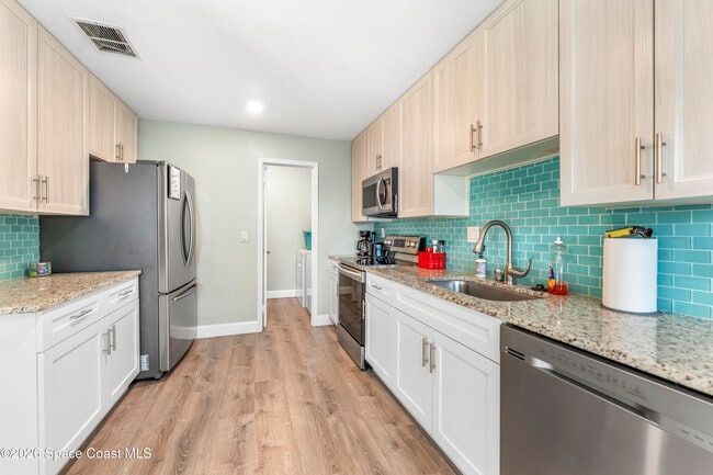 Building Photo - 255 Ocean View Ln