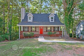 Building Photo - 662 Lakeridge Dr SE