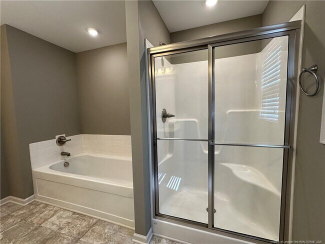 Building Photo - 5613 Bright View St