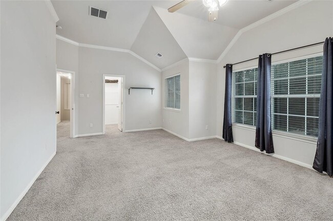 Building Photo - 6036 Mesa Verde Cir