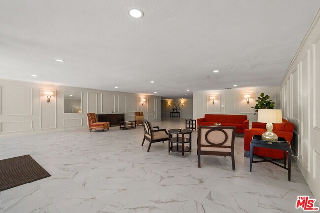 Building Photo - 1210 Kings Rd