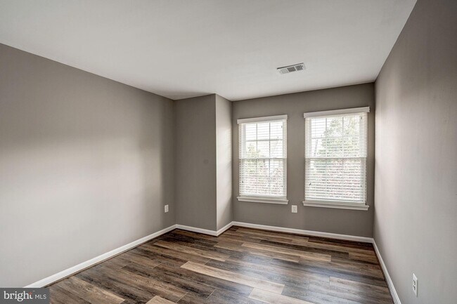 Building Photo - 20399 Volley Terrace