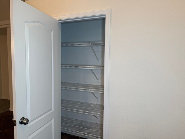 Building Photo - 3922 N Creosote Ct