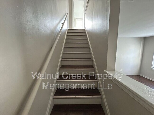 Building Photo - 4027 Gary Ave