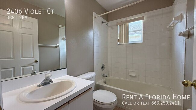 Building Photo - 2406 Violet Ct