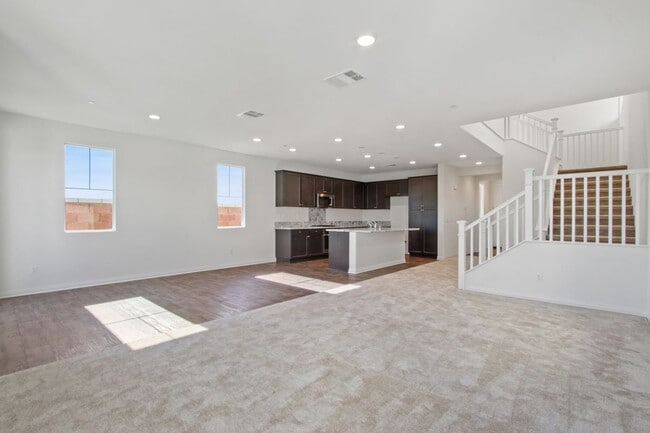 Building Photo - 16435 Globetrotter Ave