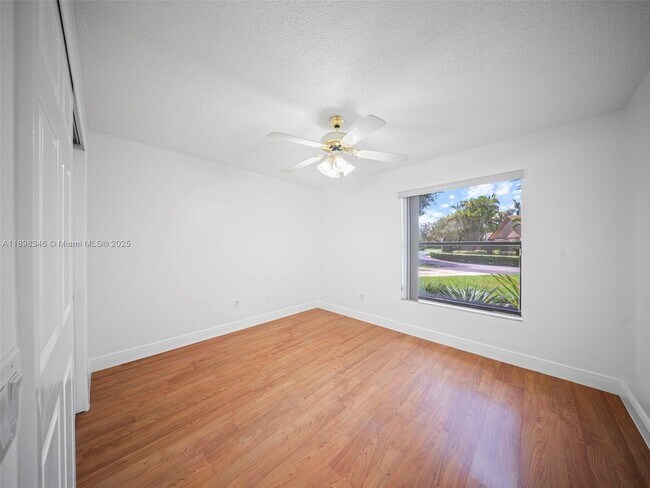 Building Photo - 15531 SW 54th Terrace