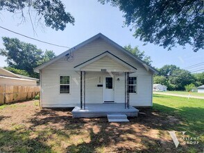 Building Photo - Updated 3-Bedroom, 1-Bath Rental Home in B...
