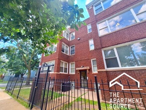 Building Photo - 5606 W Thomas St