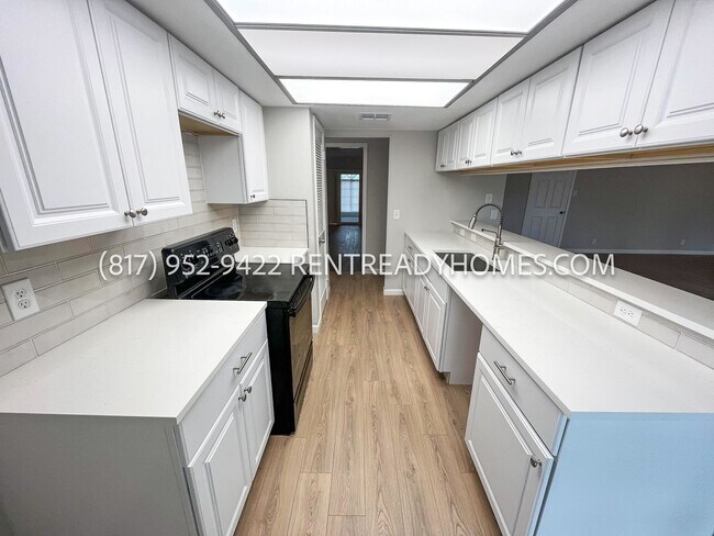 Building Photo - 9526 Millers Ridge