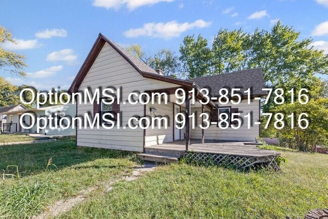 Building Photo - Move-in Ready!