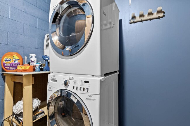 Building Photo - 22 Green Mountain Ct