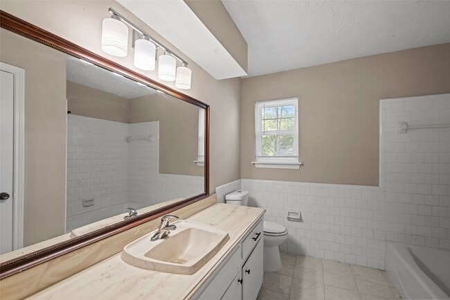 Building Photo - 4735 Charade Dr