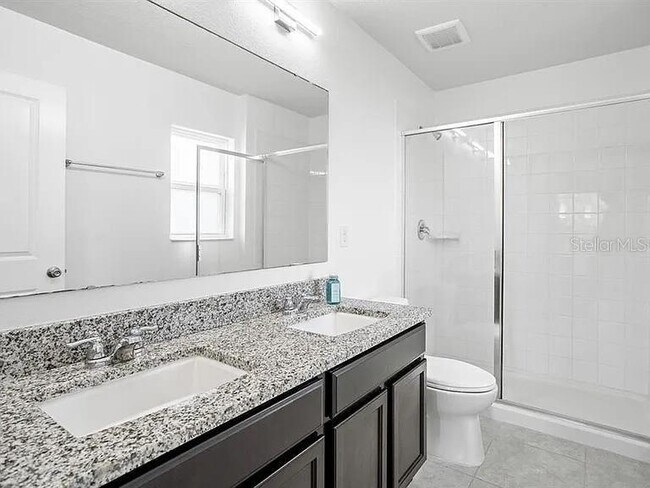 Building Photo - 212 Miles Ct