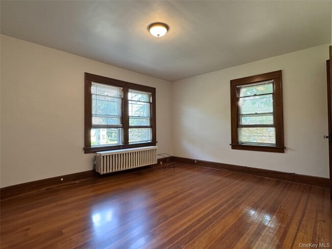 Building Photo - 49 Mountain Ave