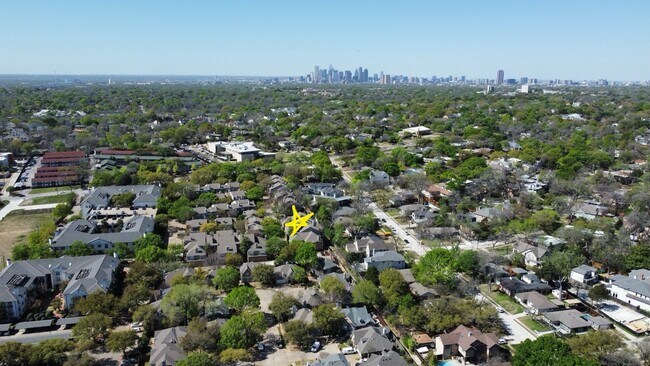 Building Photo - 7151 Gaston Ave