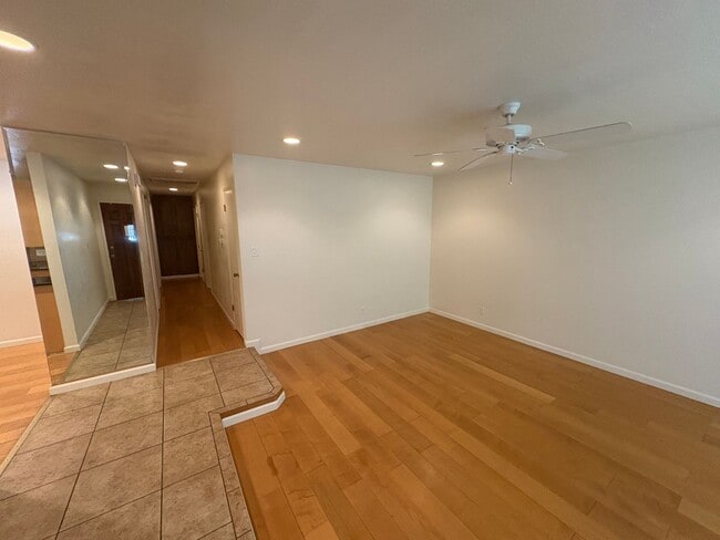 Building Photo - NW Reedley Home Near Shopping Center Rent ...