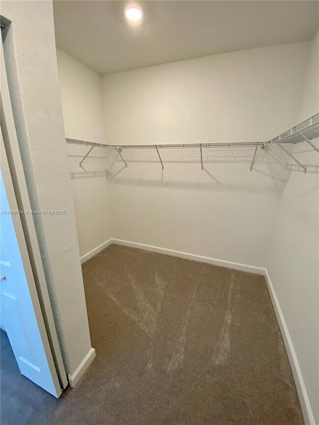 Building Photo - 4666 NW 120th Way