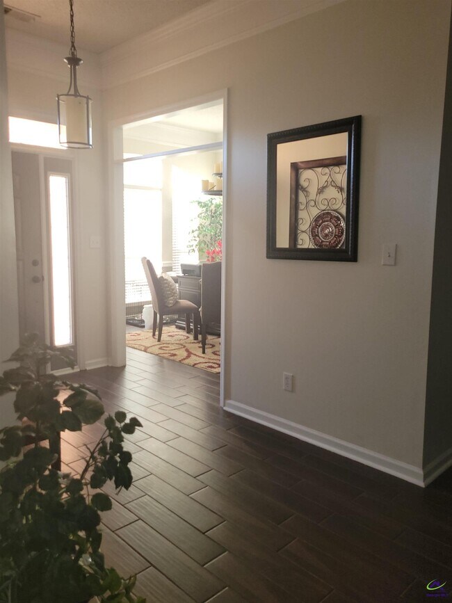 Building Photo - 206 Rhett Ct