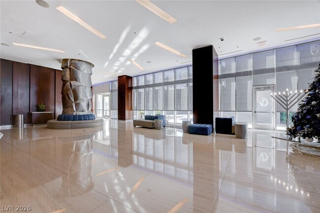 Building Photo - 4575 Dean Martin Dr