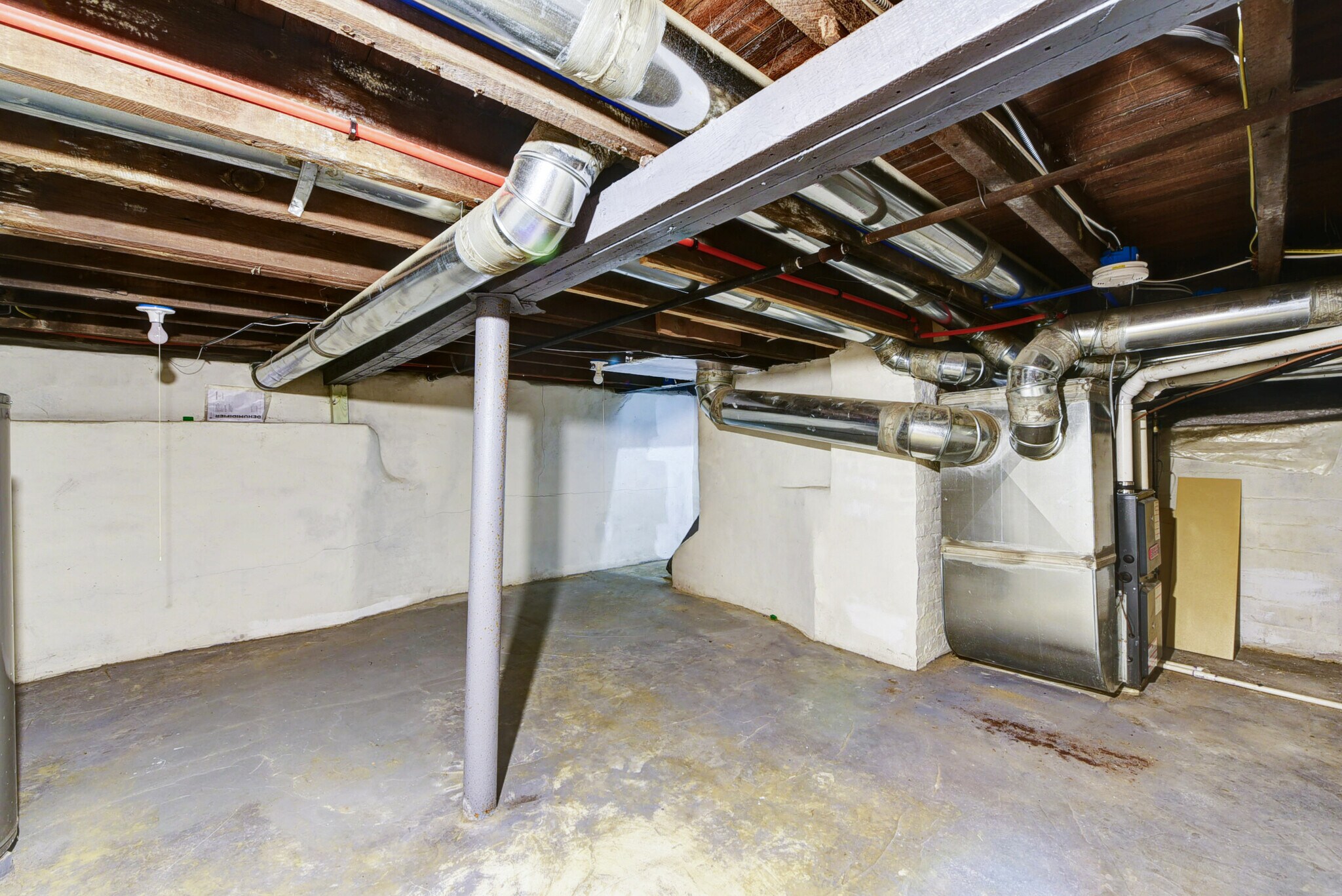 basement/storage - 3117 Hancock Ave
