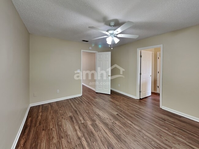 Building Photo - 1520 Irishwood Ct