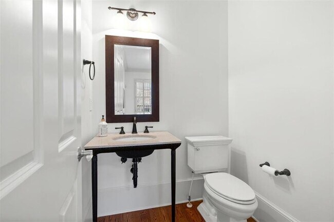 Building Photo - 4209 Whitby Way SE