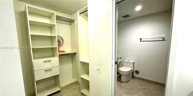 Building Photo - 488 NE 18th St