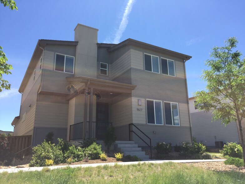 Building Photo - 9627 Dunning Cir