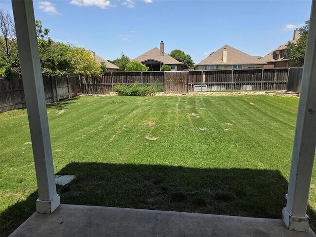 Building Photo - 108 Quarry Ln