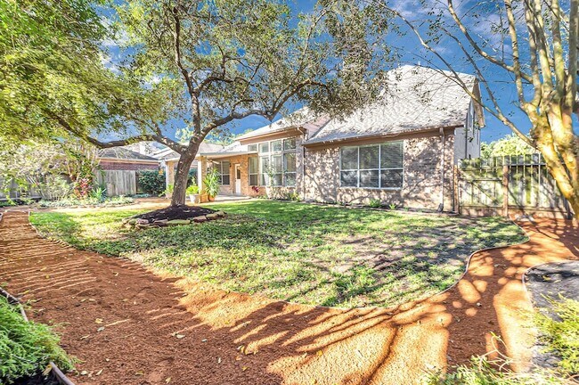 Building Photo - 23207 Willow Pond Pl