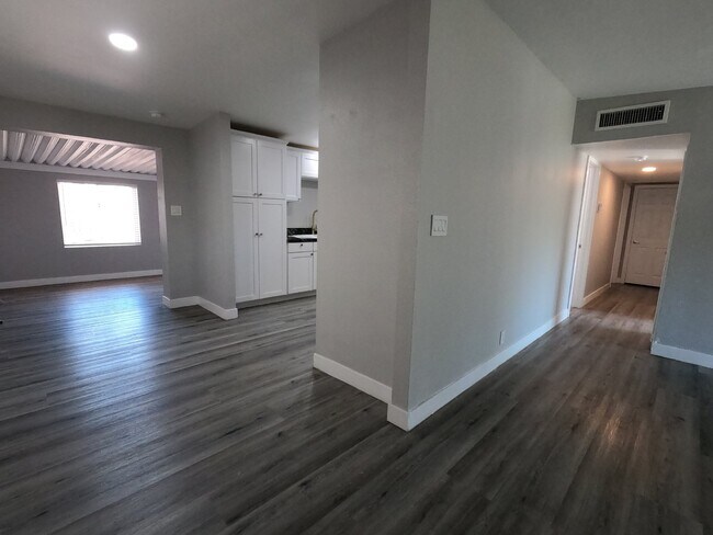 Building Photo - SINGLE-STORY HOME | NEWLY RENOVATED | SAHARA & EASTERN | CENTRAL LAS VEGAS